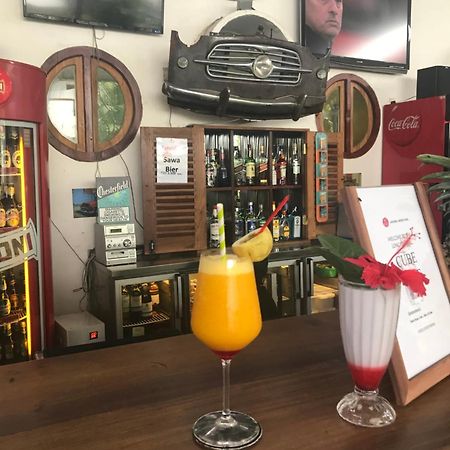 27 Cafe Zanzibar Airport Hotel Ngoại thất bức ảnh