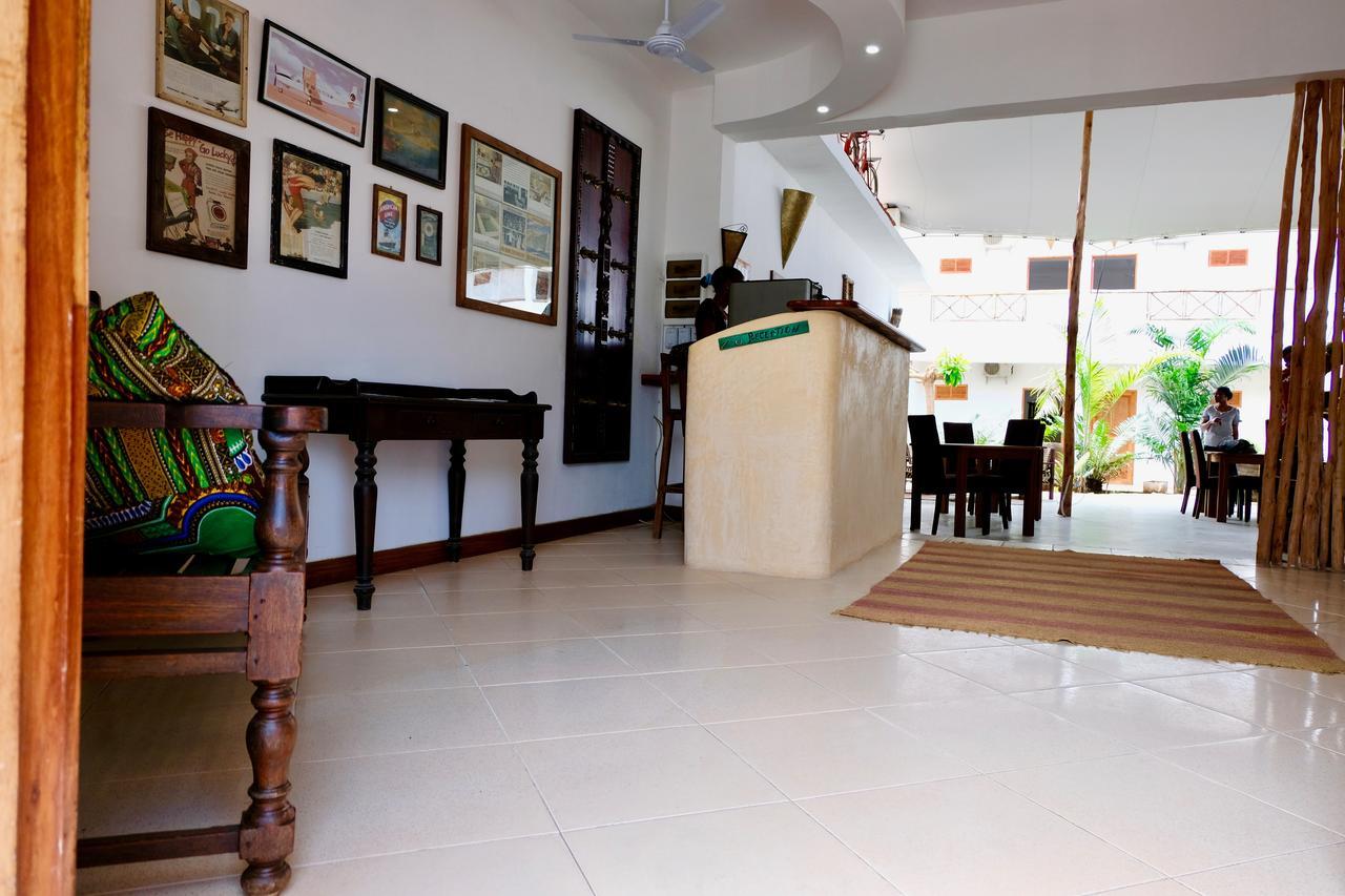 27 Cafe Zanzibar Airport Hotel Ngoại thất bức ảnh