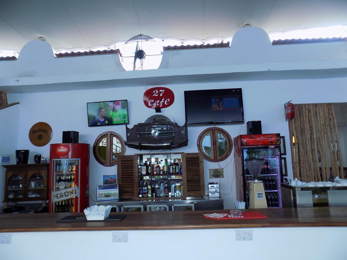 27 Cafe Zanzibar Airport Hotel Ngoại thất bức ảnh