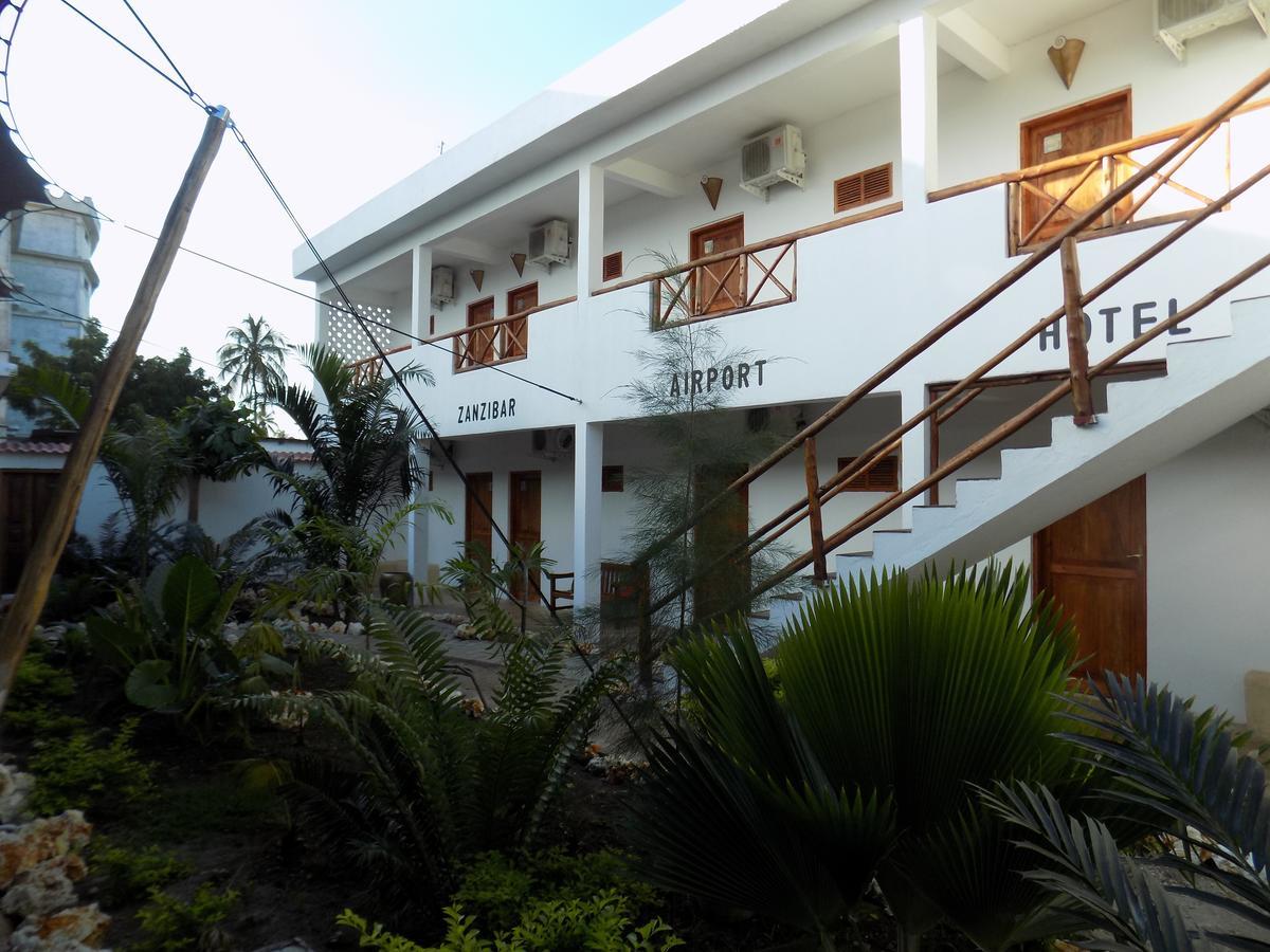 27 Cafe Zanzibar Airport Hotel Ngoại thất bức ảnh