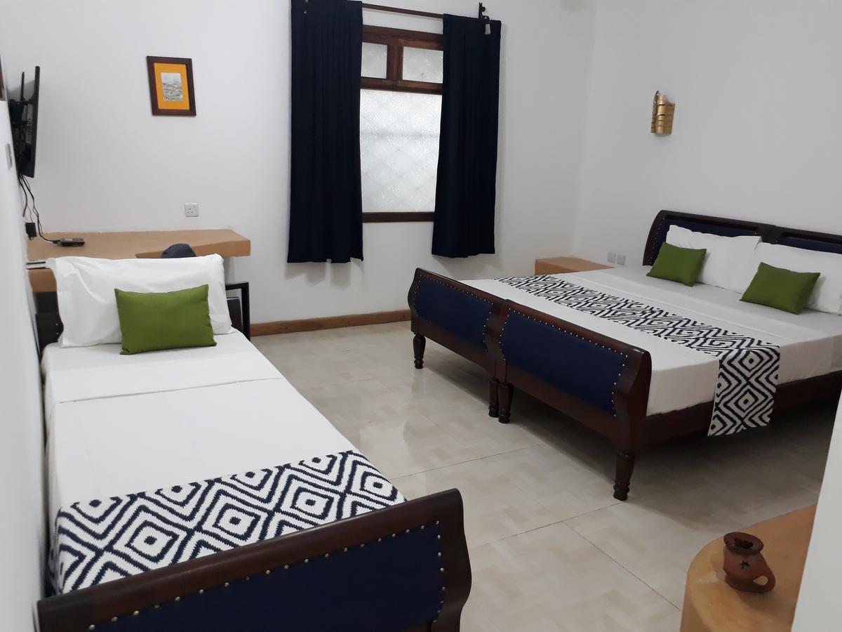 27 Cafe Zanzibar Airport Hotel Ngoại thất bức ảnh
