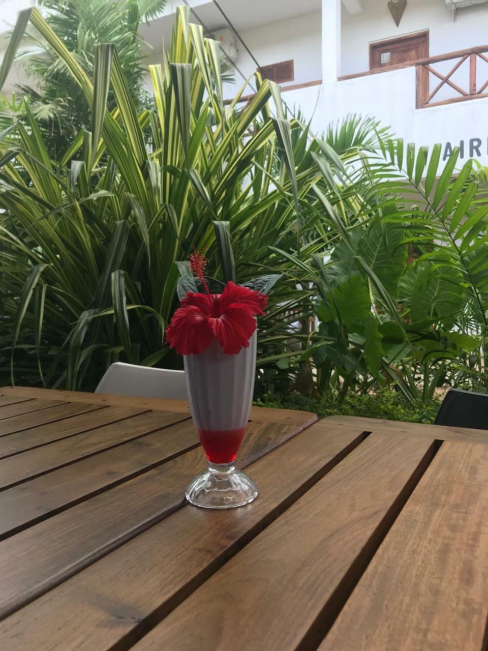 27 Cafe Zanzibar Airport Hotel Ngoại thất bức ảnh